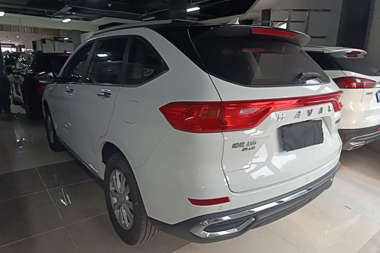 Used Haval M6 2021 PLUS 1.5T DCT Luxury Smart Connectivity Model Exterior 2