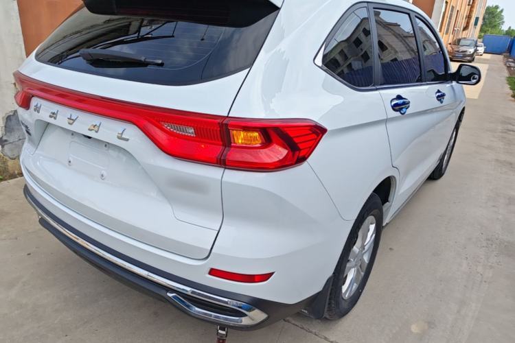 Used Haval M6 2021 PLUS 1.5T Manual Elite Smart Connectivity Model Exterior 3