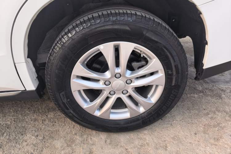 Used Haval M6 2021 PLUS 1.5T Manual Elite Smart Connectivity Model Exterior 3