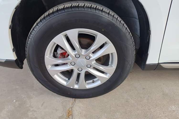 Used Haval M6 2021 PLUS 1.5T DCT Elite Smart Connectivity Model Exterior 4