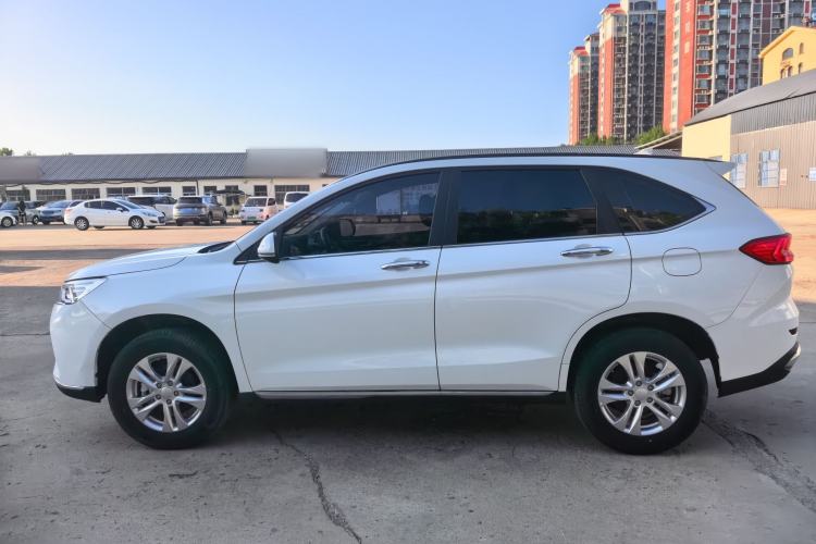 Used Haval M6 2021 PLUS 1.5T Manual Elite Smart Connectivity Model Exterior 4