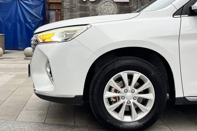 Used Haval M6 2021 PLUS 1.5T DCT Luxury Smart Connectivity Model Exterior 4