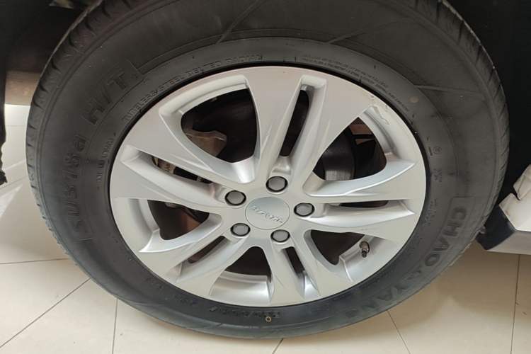 Used Haval M6 2021 PLUS 1.5T DCT Elite Smart Connectivity Model Exterior 5