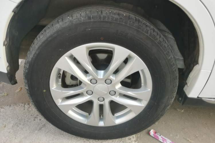 Used Haval M6 2021 PLUS 1.5T Manual Elite Smart Connectivity Model Exterior 5