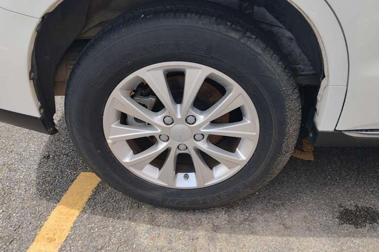 Used Haval M6 2021 PLUS 1.5T DCT Luxury Smart Connectivity Model Exterior 5