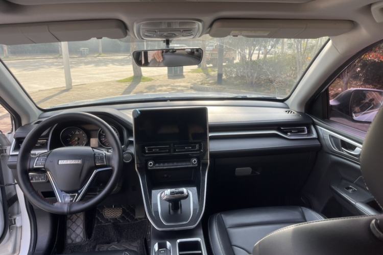 Used Haval M6 2021 PLUS 1.5T DCT Luxury Smart Connectivity Model Exterior 5