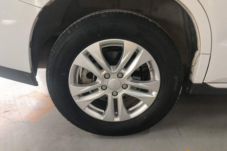 Used Haval M6 2021 PLUS 1.5T DCT Comfort Edition Exterior 5