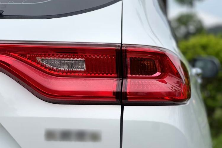 Used Haval M6 2021 PLUS 1.5T DCT Elite Smart Connectivity Model Exterior 7