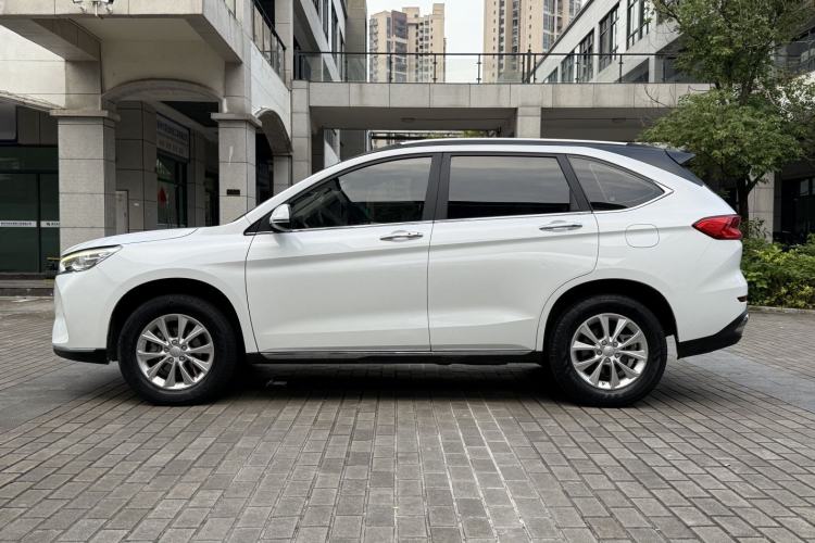 Used Haval M6 2021 PLUS 1.5T DCT Luxury Smart Connectivity Model Exterior 7