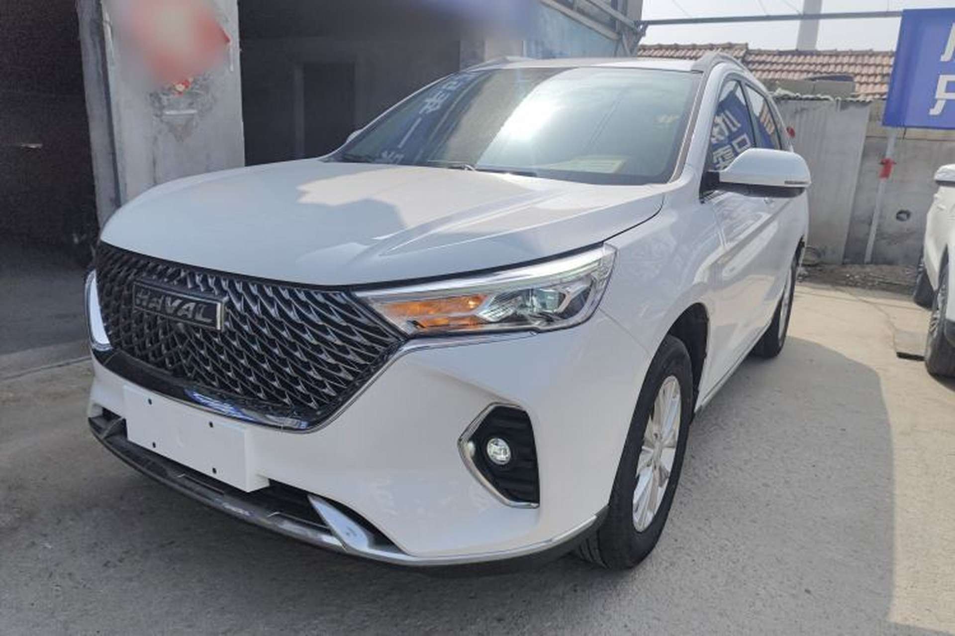 Used Haval M6 2021 PLUS 1.5T DCT Luxury Smart Connectivity Model Front Left 45 Deg
