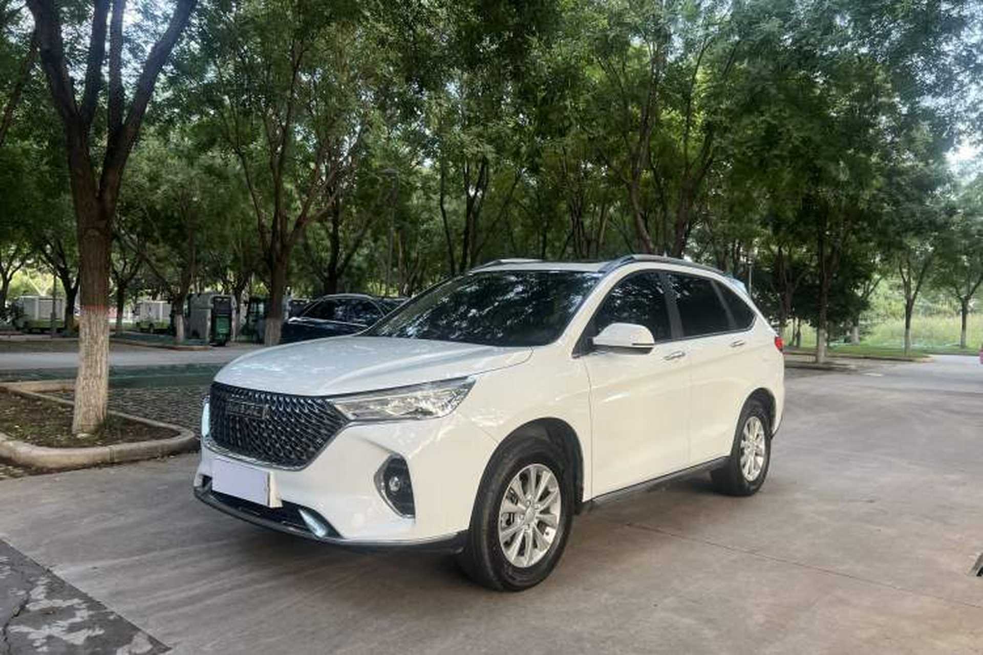 Used Haval M6 2021 PLUS 1.5T DCT Luxury Smart Connectivity Model Front Left 45 Deg