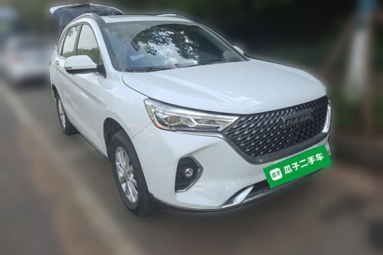Used Haval M6 2021 PLUS 1.5T Manual Luxury Smart Connectivity Model Front Right 45 Deg