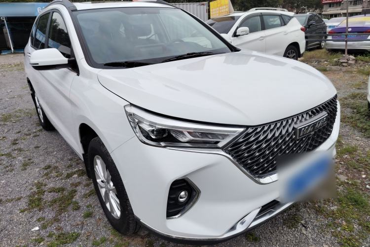 Used Haval M6 2021 PLUS 1.5T Manual Luxury Smart Connectivity Model Front Right 45 Deg