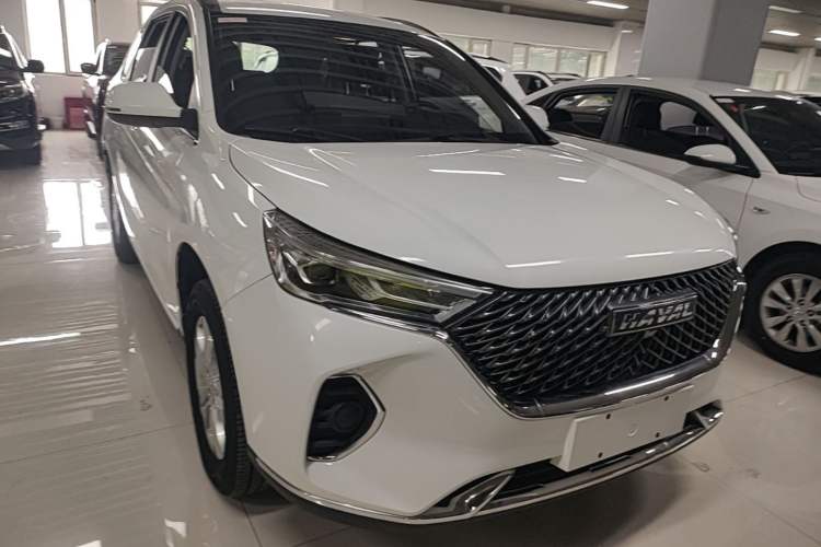 Used Haval M6 2021 PLUS 1.5T Manual Elite Smart Connectivity Model Front Right 45 Deg