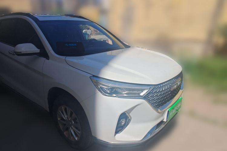 Used Haval M6 2021 PLUS 1.5T DCT Luxury Smart Connectivity Model Front Right 45 Deg