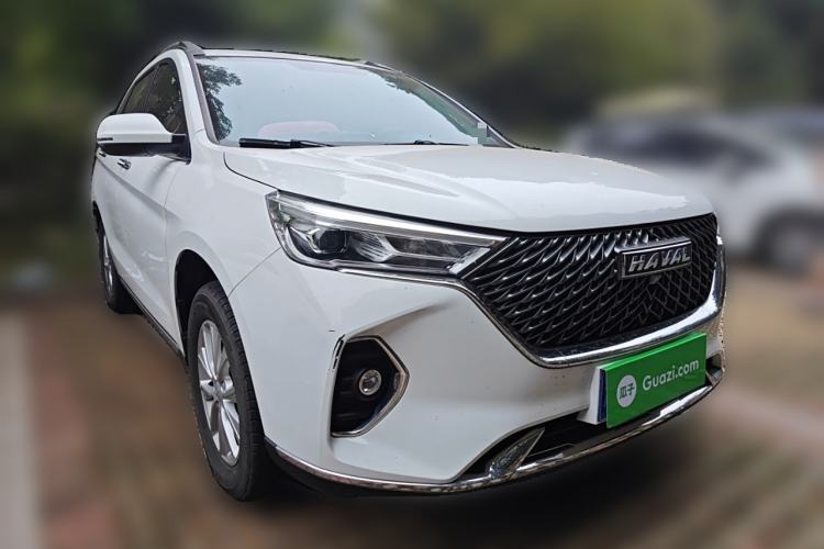 Used Haval M6 2021 PLUS 1.5T DCT Luxury Smart Connectivity Model Front Right 45 Deg