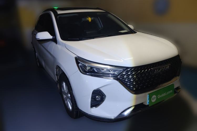Used Haval M6 2021 PLUS 1.5T DCT Luxury Smart Connectivity Model Front Right 45 Deg