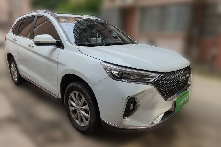 Used Haval M6 2021 PLUS 1.5T Manual Luxury Smart Connectivity Model Front Right 45 Deg