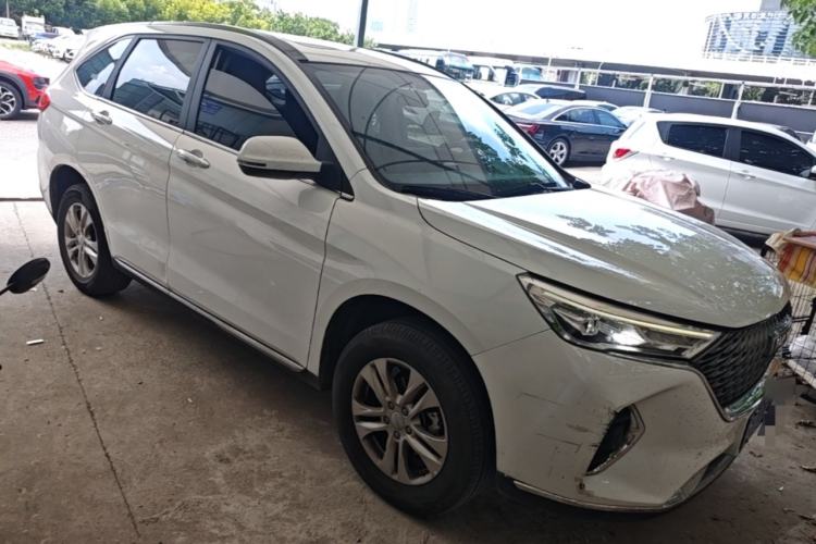 Used Haval M6 2021 PLUS 1.5T DCT Comfort Edition Front Right 45 Deg
