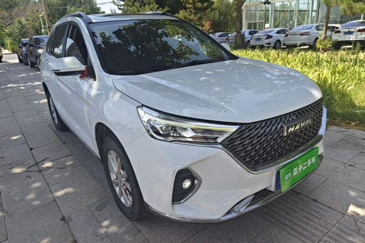 Used Haval M6 2021 PLUS 1.5T DCT Luxury Smart Connectivity Model Front Right 45 Deg