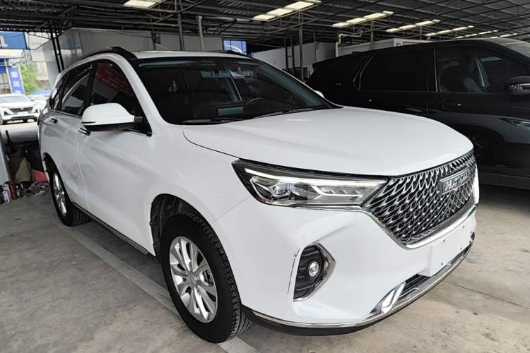 Used Haval M6 2021 PLUS 1.5T DCT Luxury Smart Connectivity Model Front Right 45 Deg