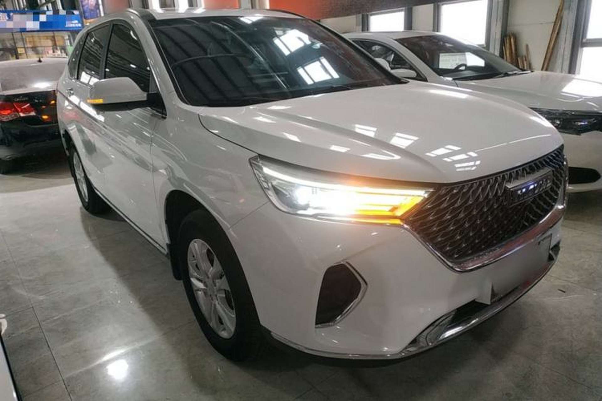 Used Haval M6 2021 PLUS 1.5T DCT Comfort Edition Front Right 45 Deg
