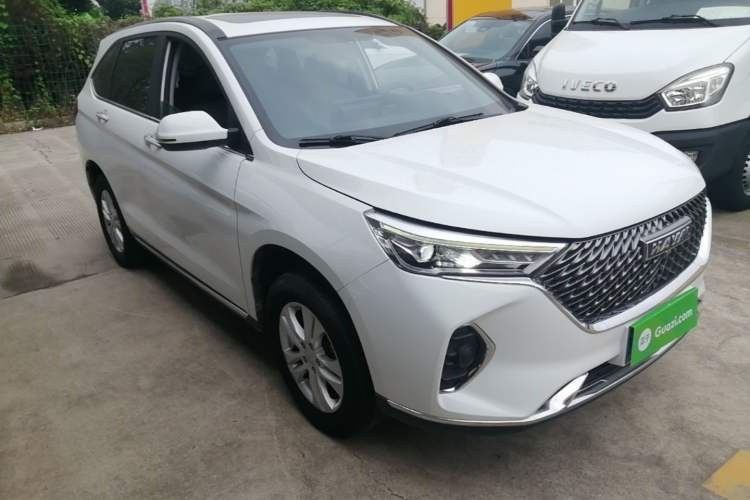 Used Haval M6 2021 PLUS 1.5T DCT Comfort Edition Front Right 45 Deg
