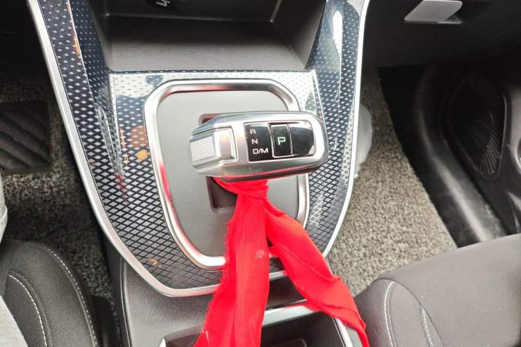 Used Haval M6 2021 PLUS 1.5T DCT Elite Smart Connectivity Model Gear Lever
