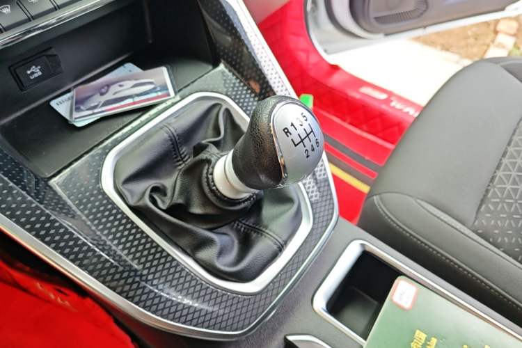 Used Haval M6 2021 PLUS 1.5T Manual Elite Smart Connectivity Model Gear Lever