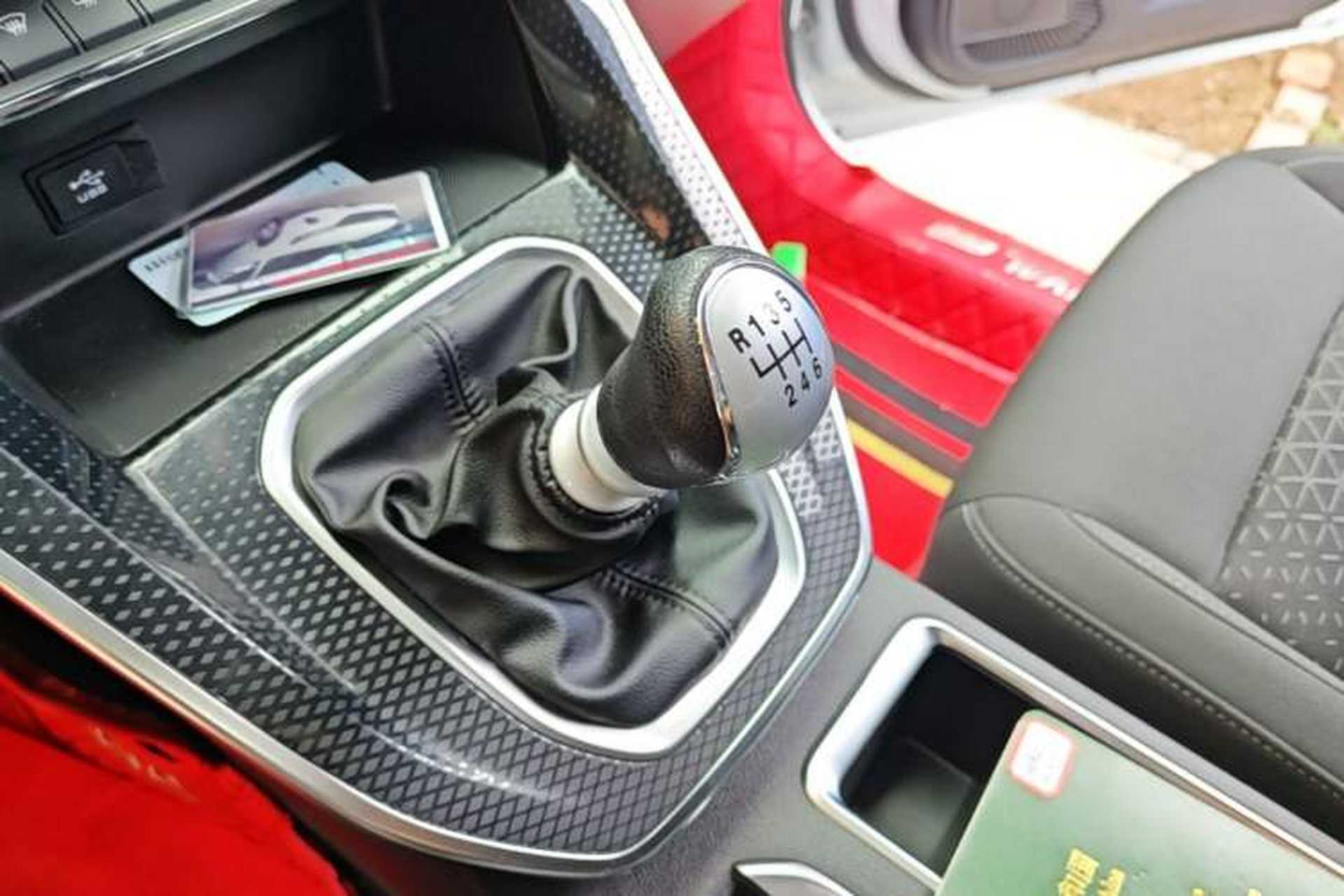 Used Haval M6 2021 PLUS 1.5T Manual Elite Smart Connectivity Model Gear Lever
