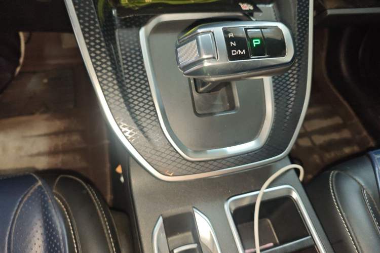 Used Haval M6 2021 PLUS 1.5T DCT Luxury Smart Connectivity Model Gear Lever