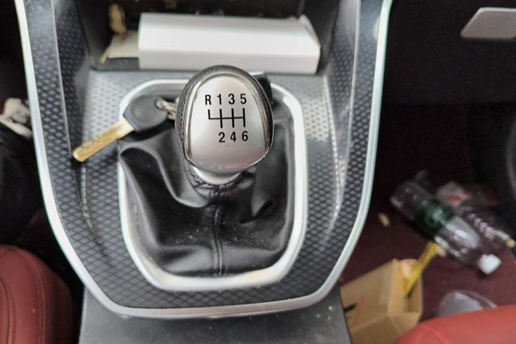 Used Haval M6 2021 PLUS 1.5T Manual Elite Smart Connectivity Model Gear Lever