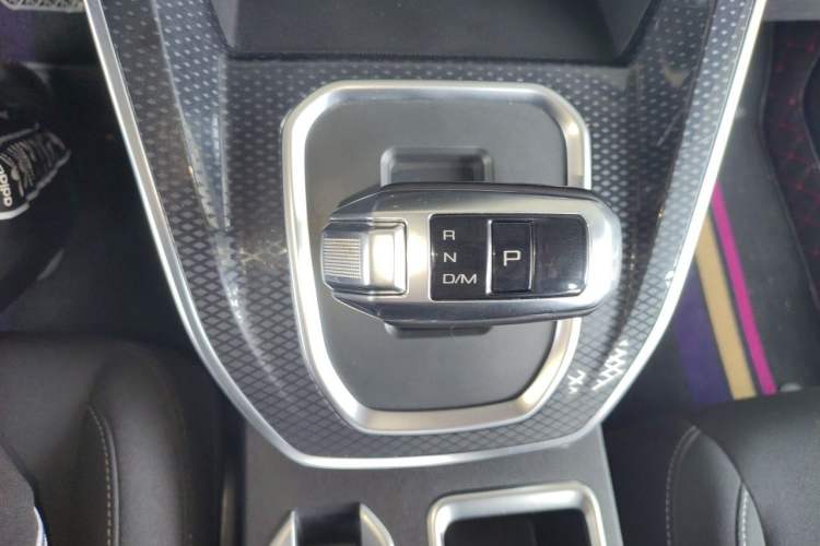 Used Haval M6 2021 PLUS 1.5T DCT Elite Smart Connectivity Model Gear Lever