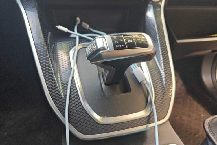 Used Haval M6 2021 PLUS 1.5T DCT Comfort Edition Gear Lever