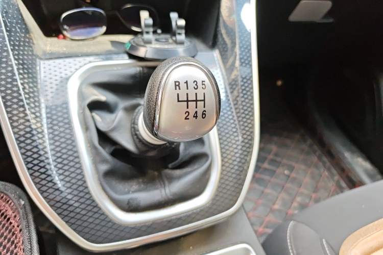 Used Haval M6 2021 PLUS 1.5T Manual Elite Smart Connectivity Model Gear Lever