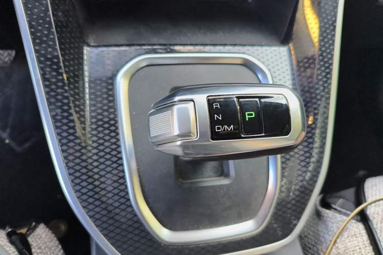 Used Haval M6 2021 PLUS 1.5T DCT Elite Smart Connectivity Model Gear Lever