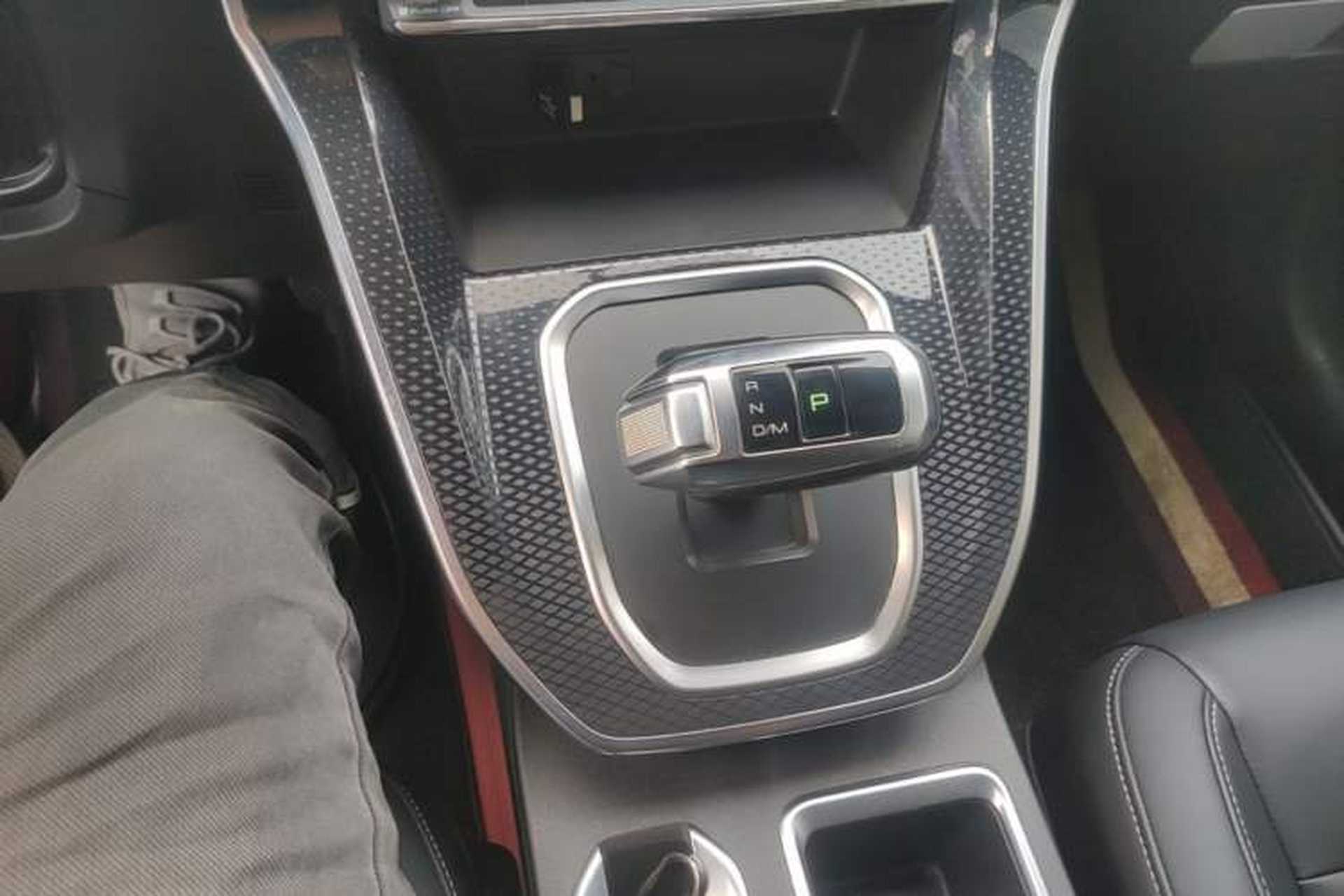 Used Haval M6 2021 PLUS 1.5T DCT Luxury Smart Connectivity Model Gear Lever