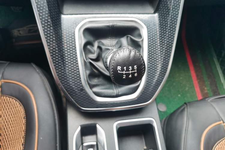 Used Haval M6 2021 PLUS 1.5T Manual Elite Smart Connectivity Model Gear Lever