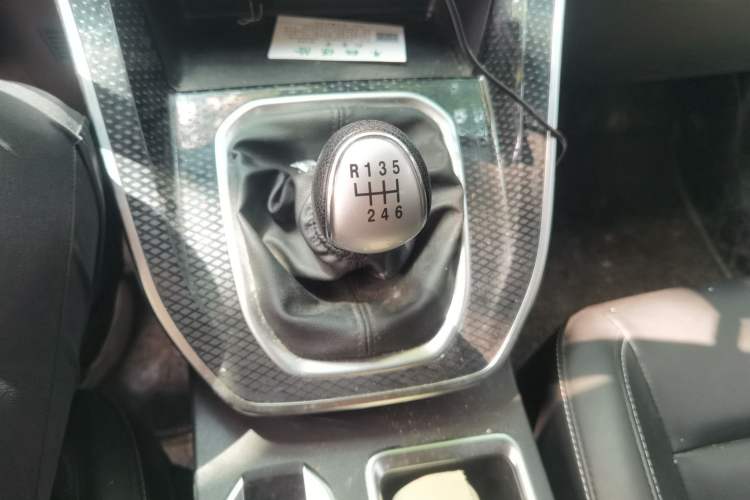 Used Haval M6 2021 PLUS 1.5T Manual Luxury Smart Connectivity Model Gear Lever