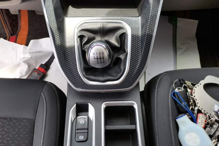Used Haval M6 2021 PLUS 1.5T Manual Elite Smart Connectivity Model Gear Lever