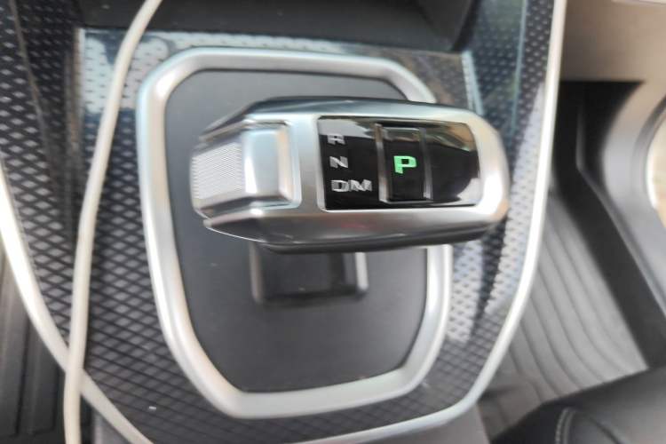 Used Haval M6 2021 PLUS 1.5T DCT Comfort Edition Gear Lever
