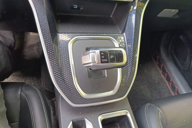 Used Haval M6 2021 PLUS 1.5T DCT Luxury Smart Connectivity Model Gear Lever
