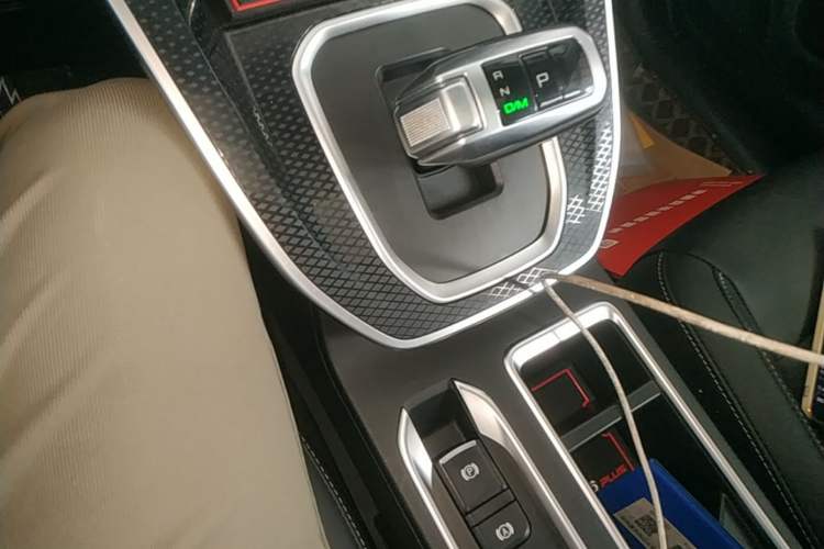 Used Haval M6 2021 PLUS 1.5T DCT Luxury Smart Connectivity Model Gear Lever
