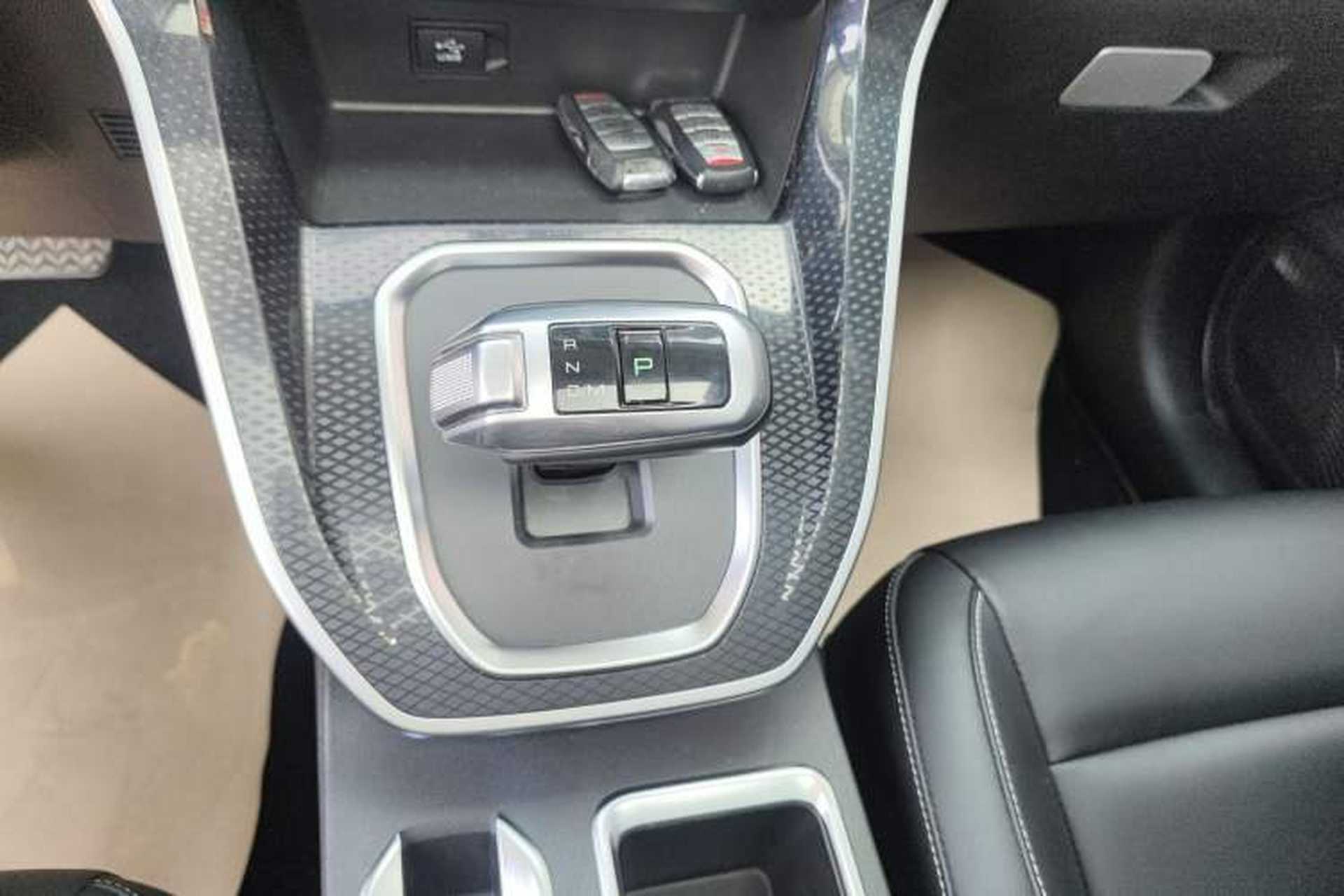 Used Haval M6 2021 PLUS 1.5T DCT Luxury Smart Connectivity Model Gear Lever