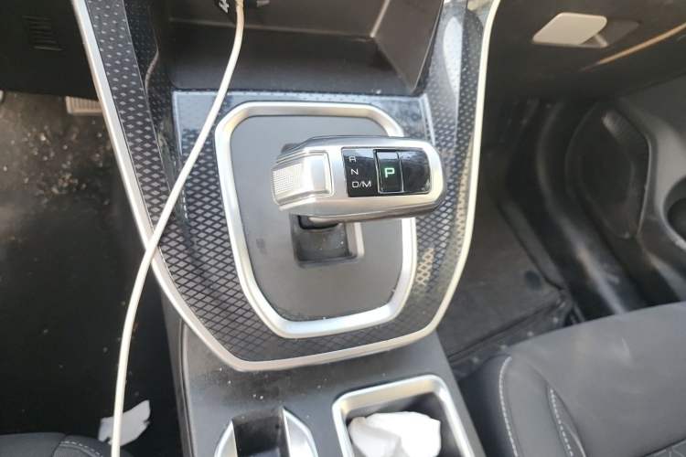 Used Haval M6 2021 PLUS 1.5T DCT Elite Smart Connectivity Model Gear Lever