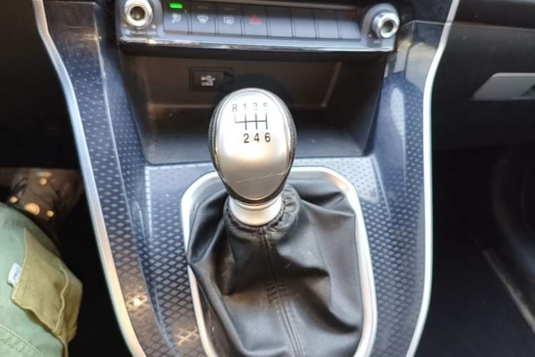 Used Haval M6 2021 PLUS 1.5T Manual Elite Smart Connectivity Model Gear Lever