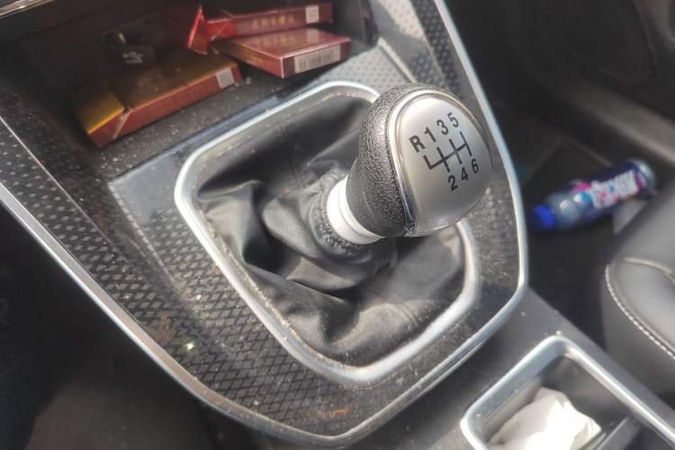 Used Haval M6 2021 PLUS 1.5T Manual Luxury Smart Connectivity Model Gear Lever