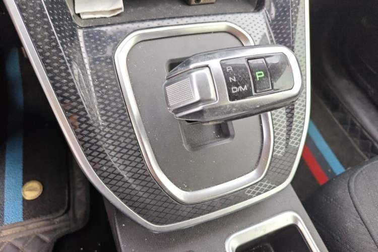 Used Haval M6 2021 PLUS 1.5T DCT Elite Smart Connectivity Model Gear Lever