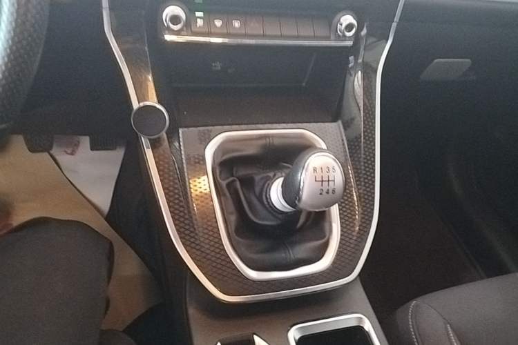 Used Haval M6 2021 PLUS 1.5T Manual Elite Smart Connectivity Model Gear Lever