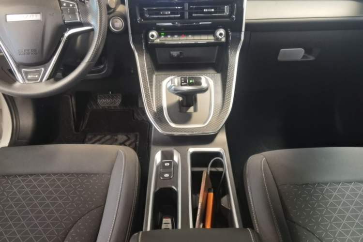 Used Haval M6 2021 PLUS 1.5T DCT Elite Smart Connectivity Model Gear Lever